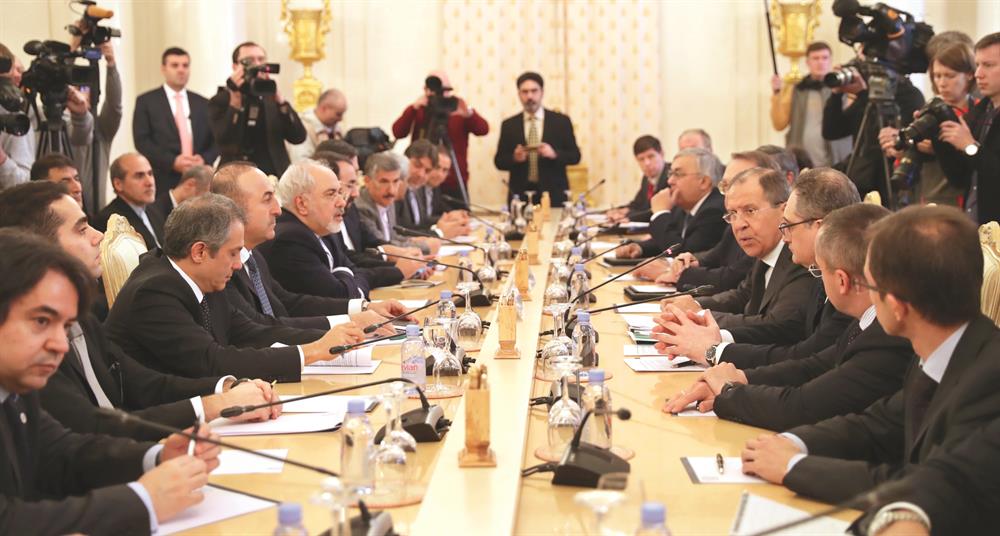 Daha önce 27 Aralıkta  yapılacağı açıklanan  Türkiye-Rusya-İran  üçlü zirve toplantısında  tarih, bir hafta önceye  çekilmişti. 