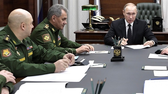 Rusya Devlet Başkanı Vladimir Putin, Rus askeri yetkililere Suriye'deki askeri varlığın azaltılması için talimat vermişti.