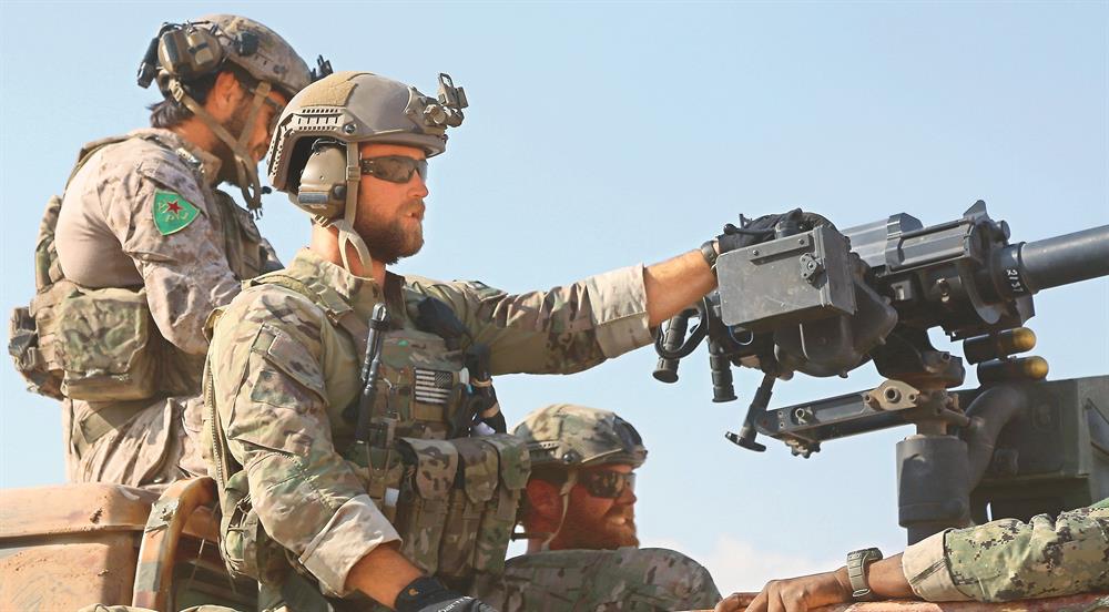 Suriye'de  üniformalarına  terör örgütü PYD/ YPG'nin armasını  takan ABD askerleri  büyük tepkiye  neden olmuştu. 
