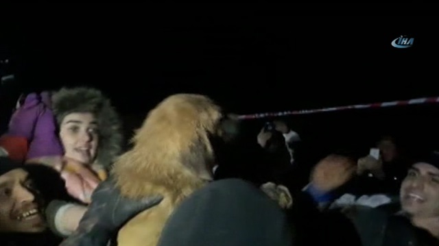 Kuyuya düşen yavru köpek 11 gün sonra kurtarıldı
