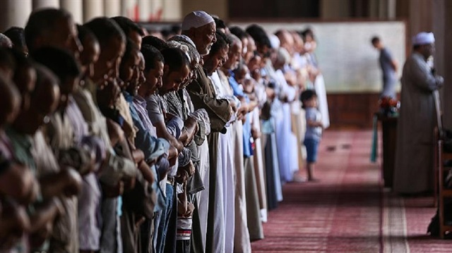 Mısır, Cuma hutbesinde Türkiye'ye destek mesajı veren imamı görevden uzaklaştırdı.