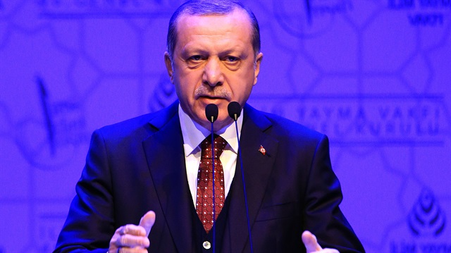 'Maskeli balo sona erdi'