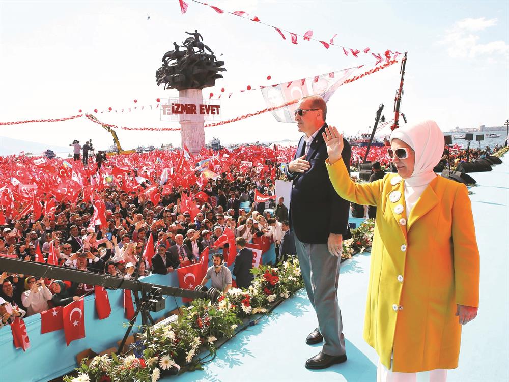 Cumhurbaşkanı İzmir'de: Haydi Gel Dök Denize