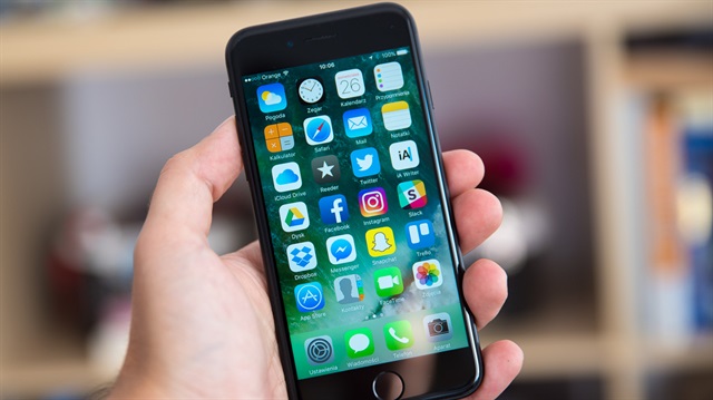 İphone kullanıcılarının kimlik bilgilerini, gönderdikleri mesaj yolu ile çalmaya çalışıyorlar.
