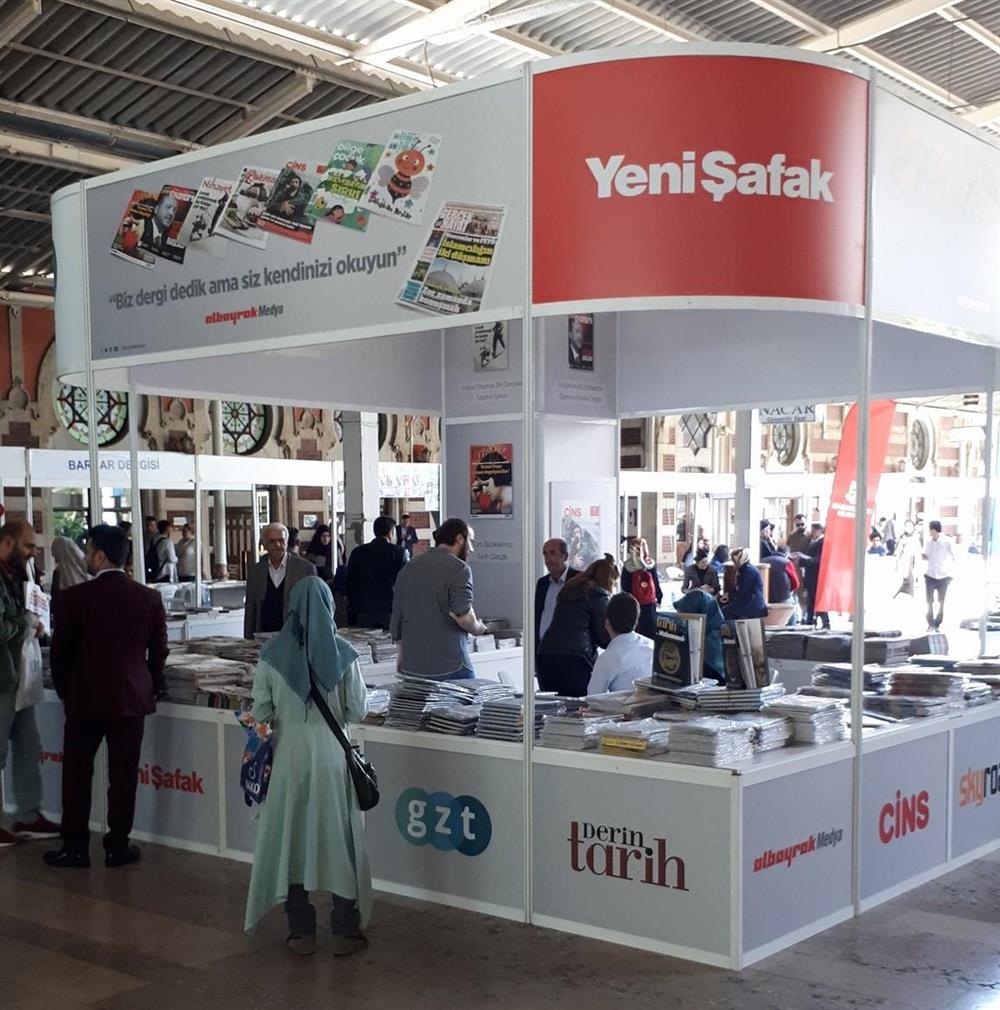 Albayrak Medya standı.