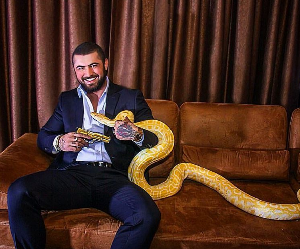 Cezaevi mizansen; evi yaban hayvanı dolu - Resim : 4