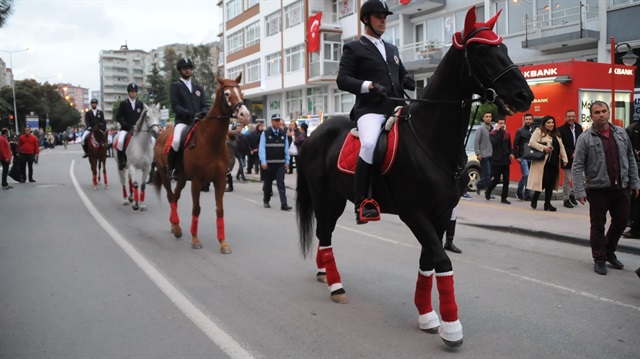 Samsun'da 19 Mayıs için fener alayı