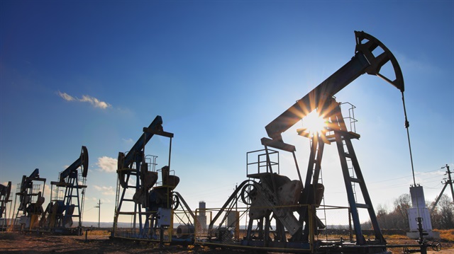 Rusya'nın petrol ve doğalgaz üretimi arttı.