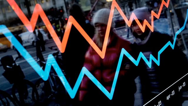 Borsa haftaya yüzde 0,18 yükselişle 105.362,44 puandan rekorla başladı.