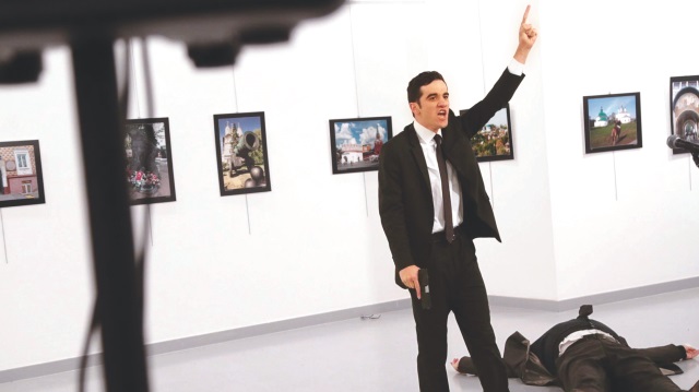FETÖ’cü polis Mevlüt Mert Altıntaş, Rus Büyükelçi Andrey Karlov’u 19 Aralık 2016’da öldürdü.