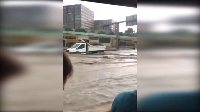 İstanbul'da çok şiddetli yağış