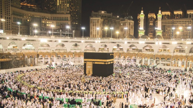 Tavaf Allah’a
yöneliştir