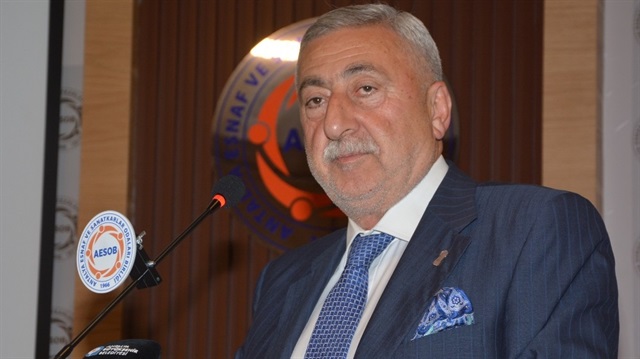 Köy yaşamını eski hareketli günleri geri döndürmek için üretilen projeler tekrar güncellenmeli” diye konuştu.