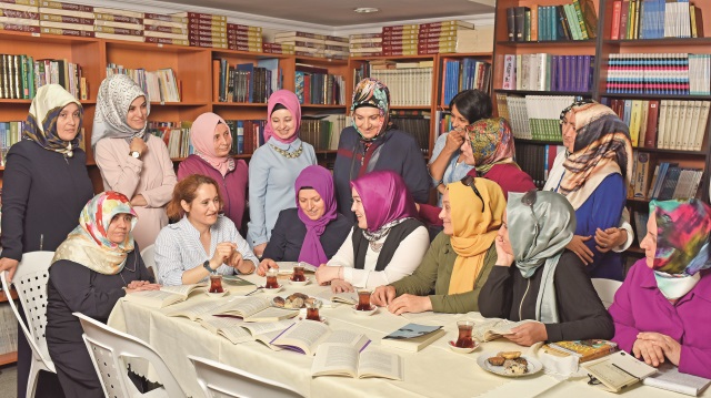 Kadınlar okudukça
dünya güzelleşecek