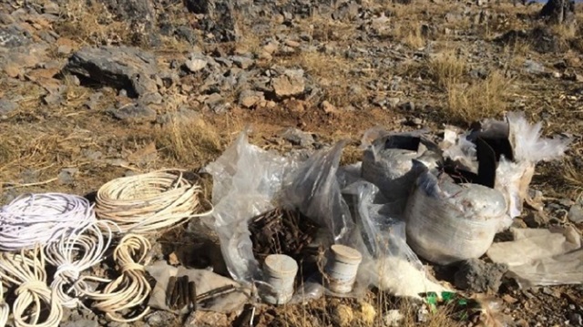 Hakkari'de el yapımı patlayıcı imha edildi