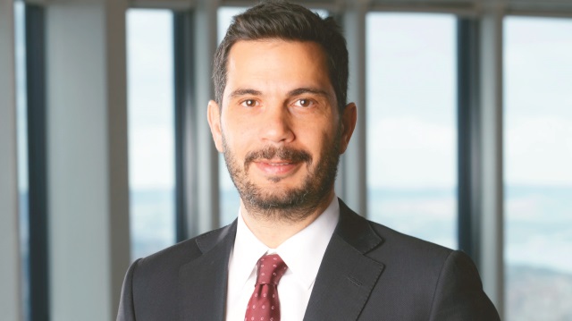 Akbank Direkt Bankacılıktan Sorumlu Genel Müdür Yardımcısı Tolga Ulutaş