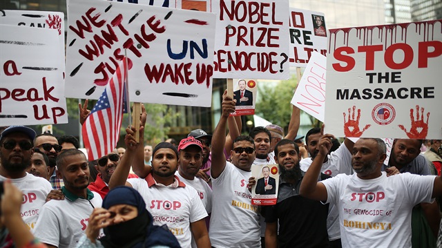 New York'ta Arakan protestosu