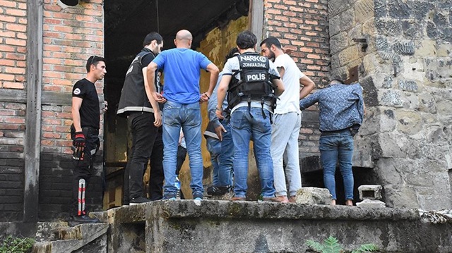Yurt genelinde yapılan operasyonlarda 18 kişi gözaltına alındı.