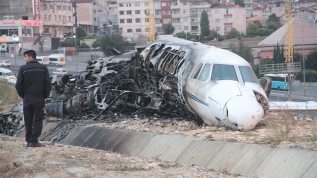 BREAKING: Pilot dead and three injured after plane crashes into airport runway in popular