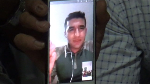 Mehmetçik kız isteme merasimine telefonla bağlandı