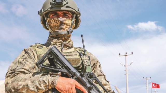 İçişleri Bakanlığı, son bir haftada ülke genelinde yürütülen operasyonlarda 49 teröristin daha öldürüldüğünü bildirdi.
