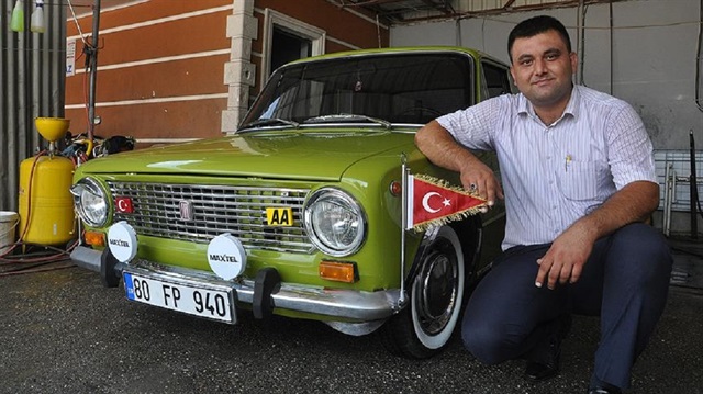 Otomobil tutkunu muhtarın 'Murat 124'ünü görenler şaşırıyor.