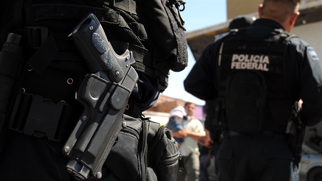 Saldırganlar tarafından kaçırılan polislerin bulunması için bölgeye takviye güvenlik güçleri sevk edildi.