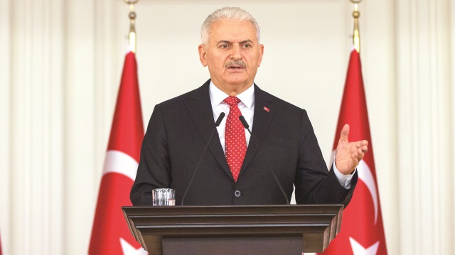 Binali Yıldırım, ABD’nin skandal vize kararına karşılık Türkiye’nin yakışanı yaptığını ve aynı karşılığı verdiklerini belirtti.