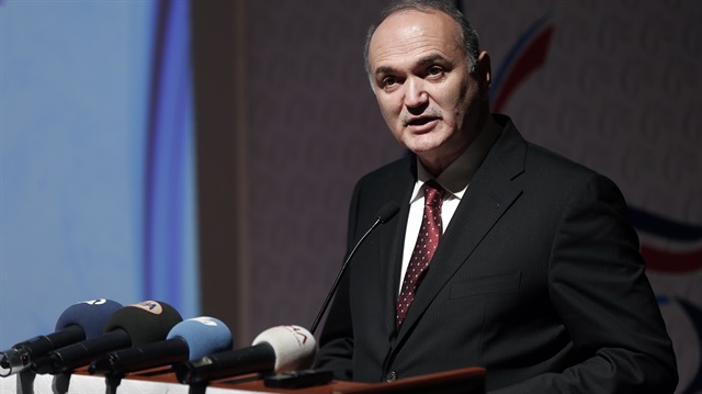 Bakan Faruk Özlü
