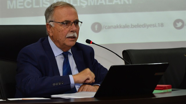 Çanakkale Belediye Başkanı, AK Partili üyeye karşı küstah tavırlarıyla tepki çekmişti.