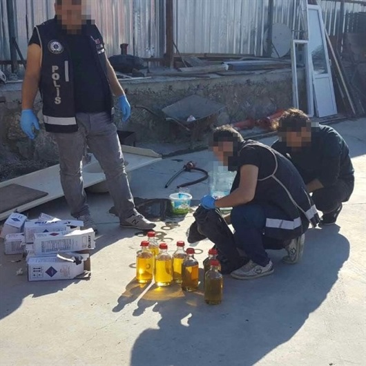 İstanbul'da 16 ton kaçak '10 numara yağ' ele geçirildi