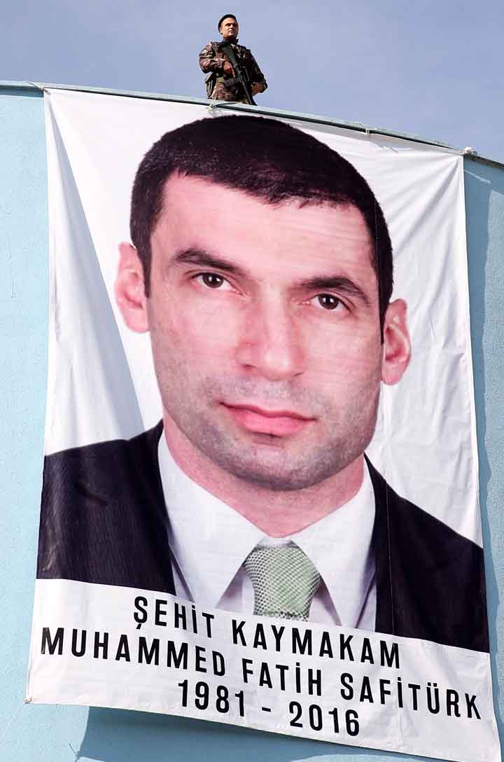 Şehit Kaymakam Muhammet Fatih Safitürk’ün ailesiyle çok özel röportaj