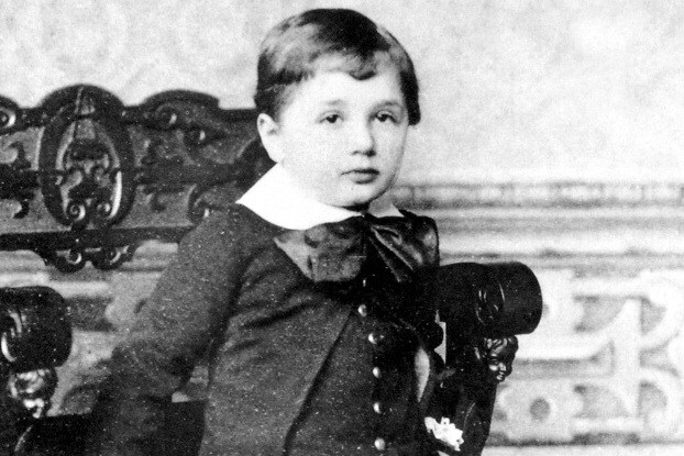 Einstein hakkında insanı kafa karışıklığına sürükleyen gün yüzüne çıkmamış 6 bilgi