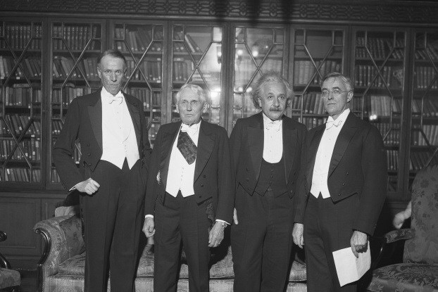 Einstein hakkında insanı kafa karışıklığına sürükleyen gün yüzüne çıkmamış 6 bilgi