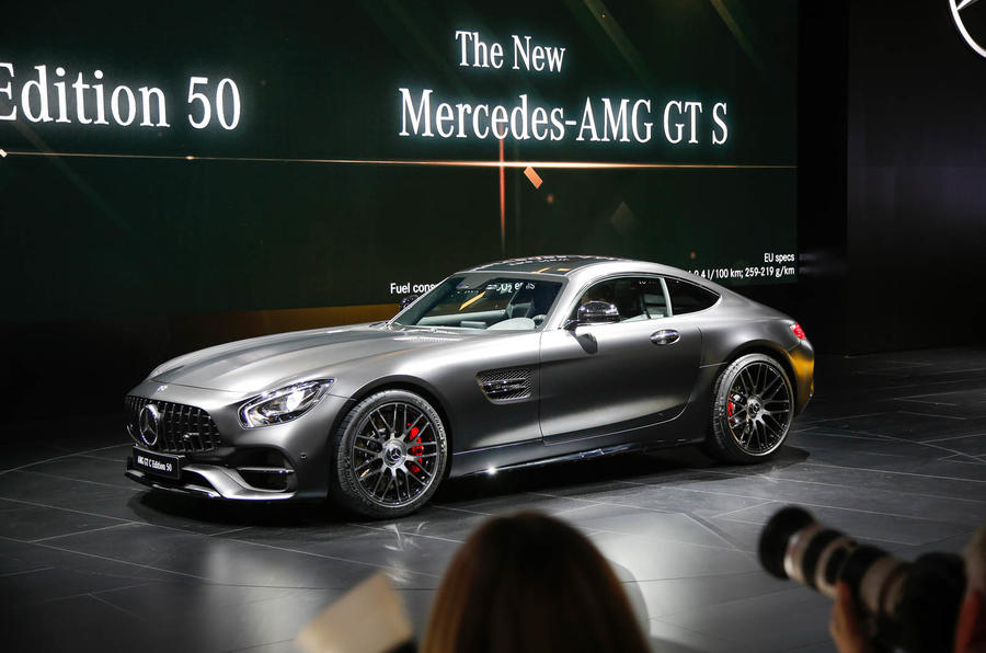 Mercedes, Detroit Otomobil Fuarı'nda efsane olmaya aday otomobiller tanıtıyor
