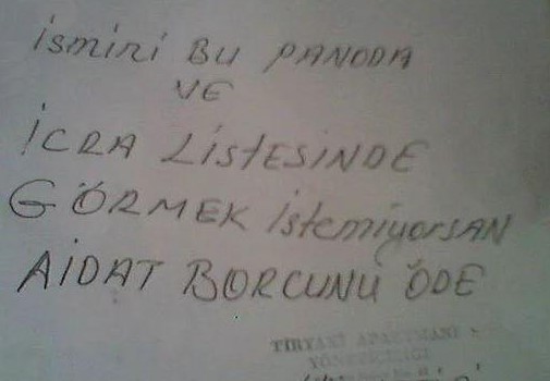 İsyan bayrağını çekmiş apartman yöneticilerinden güldüren 26 uyarı 