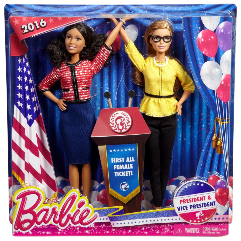 Oyuncak sektöründe zirvede yer alan Barbie Bebeklerin modası geçiyor mu?