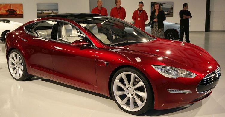 Tesla'dan büyük skandal: 50 bin aracını geri çağırdı