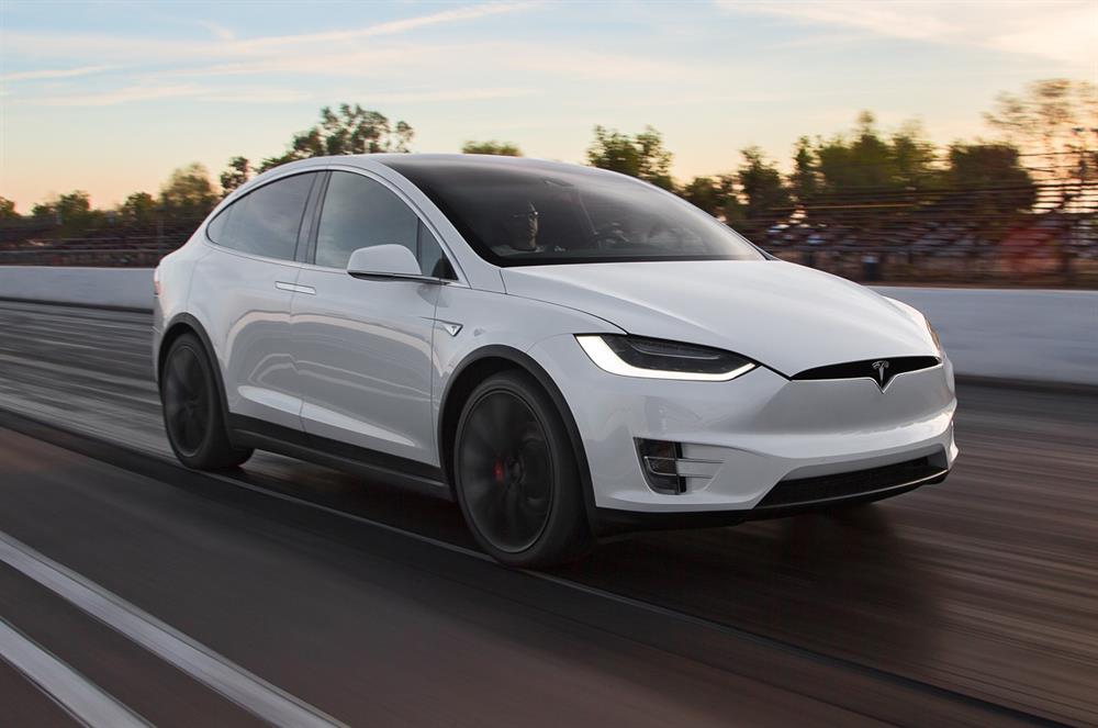 Tesla'dan büyük skandal: 50 bin aracını geri çağırdı