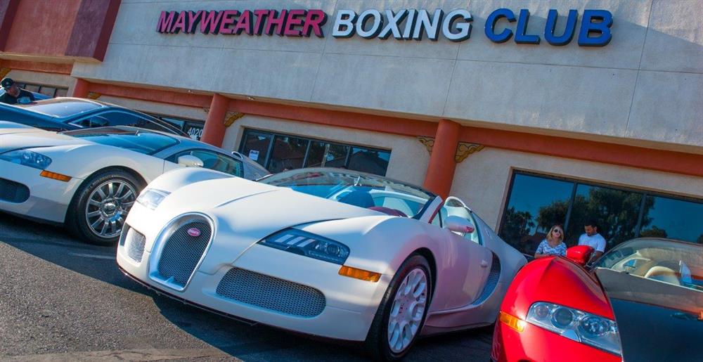 Dünyanın en iyi boksörlerinden Floyd Mayweather'ın garajında bulunan süper lüks 15 otomobil