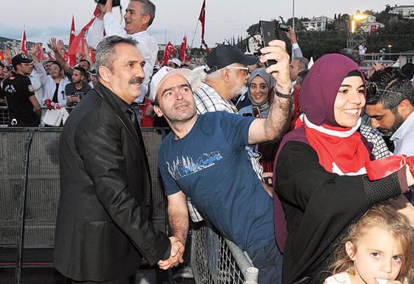 Ünlü isimler de oradaydı