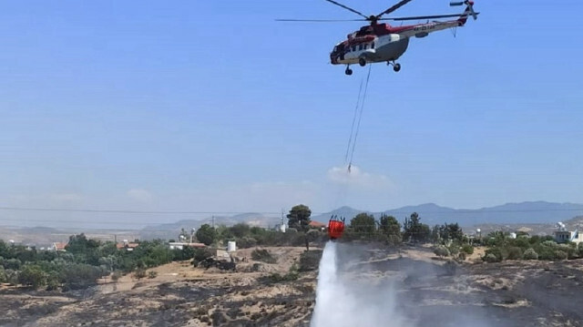 Türkiye sends two planes to aid Northern Cyprus wildfire battle