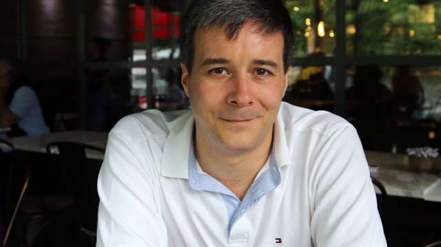 Adam McConnel ile ilgili görsel sonucu