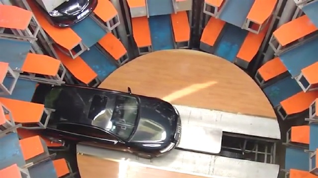 Çindeki katlı otopark şaşırtıyor!
