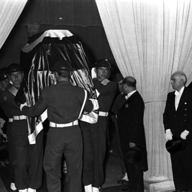 Mustafa Kemal Atatürk'ün Anıtkabir'e son yolculuğu