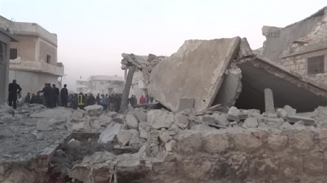Russian airstrikes in Aleppo kill 4, injure 60