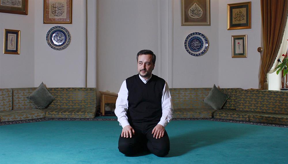 Alvarlı Efe�nin eserleri yanlış okundu