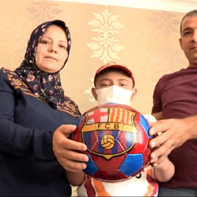 İlik nakli olan Ziya'ya Arda Turan'dan destek