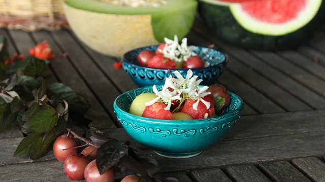 Ballı Karpuz Salatası