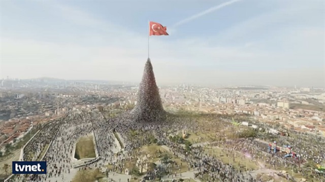 Tüyleri diken diken eden İstiklal Marşı!